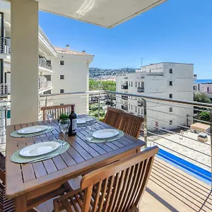 https://mileni-2-1-3-1-barneda-premium.topcostabravahotels.com